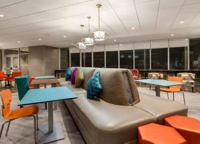 Hotel Home2 By Hilton Sarasota Bradenton Airport